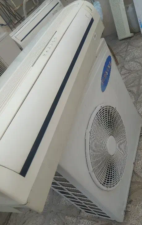 اسپیلت ۳۲۰۰۰ سامسونگ موتور بزرگ|کولر گازی و فن‌کوئل|جیرفت, |دیوار