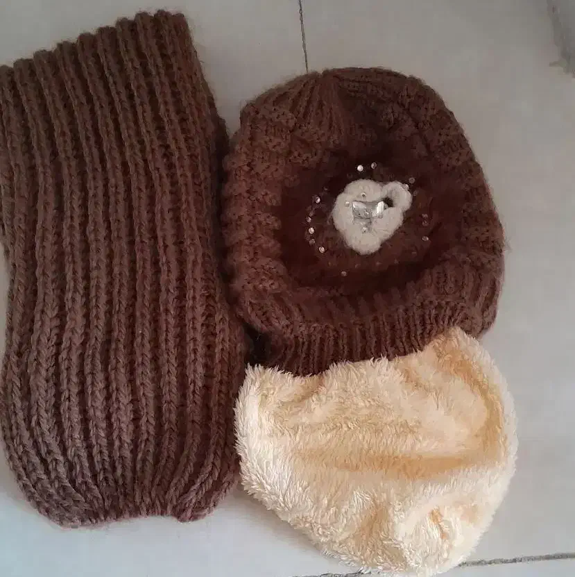 کلاه شال گردن خارجی و شیک|لباس|بیرجند, |دیوار