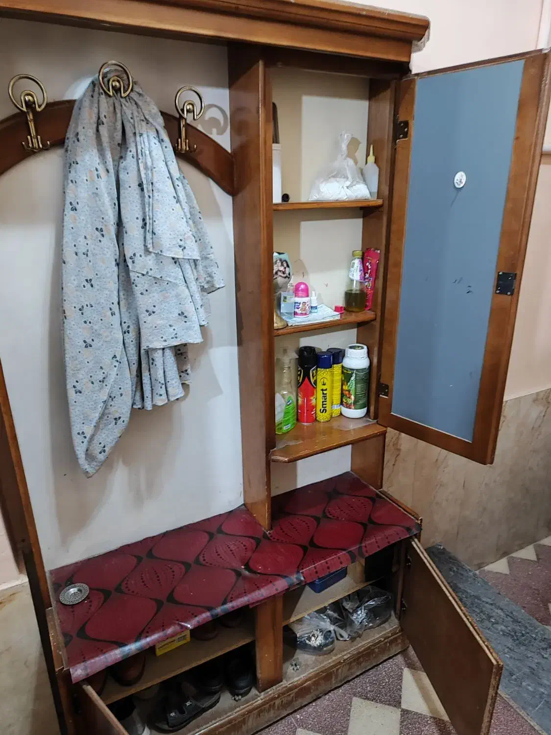 جاکفشی|جاکفشی، کمد، دراور|شیراز, پودنک|دیوار