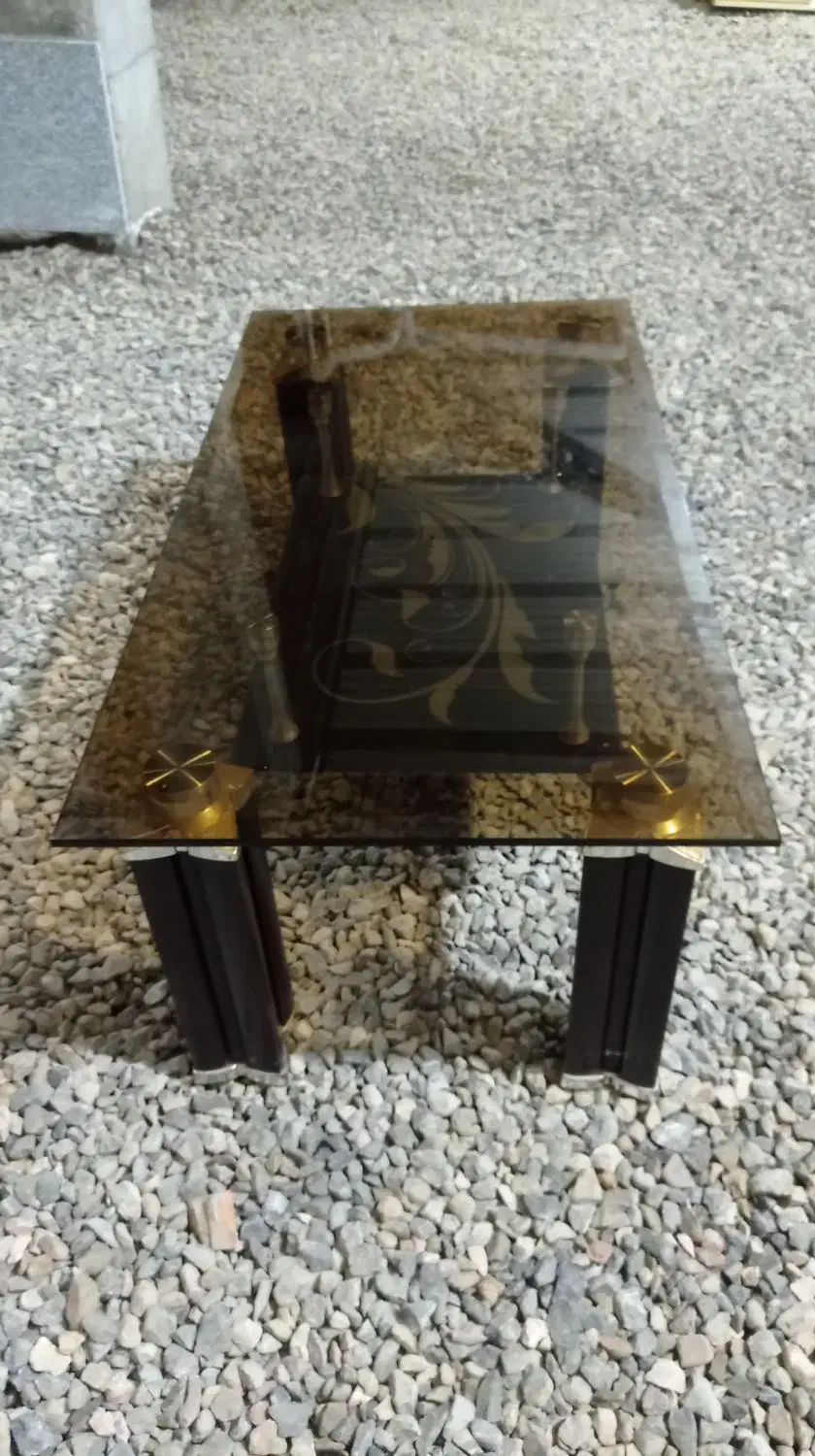 میز شیشه ایی|میز و صندلی غذاخوری|مینودشت, |دیوار