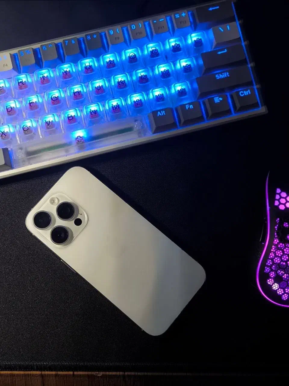 16 پرو 128 Ch/a|موبایل|تهران, ونک|دیوار