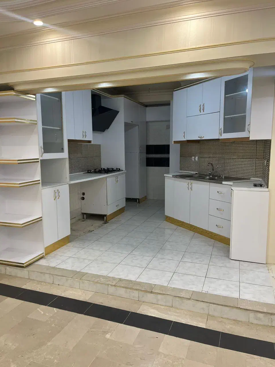 ۱۱۵متر *بر صفاشهر* فول بازسازی شده *غرق نور*|فروش آپارتمان|قم, صفاشهر|دیوار