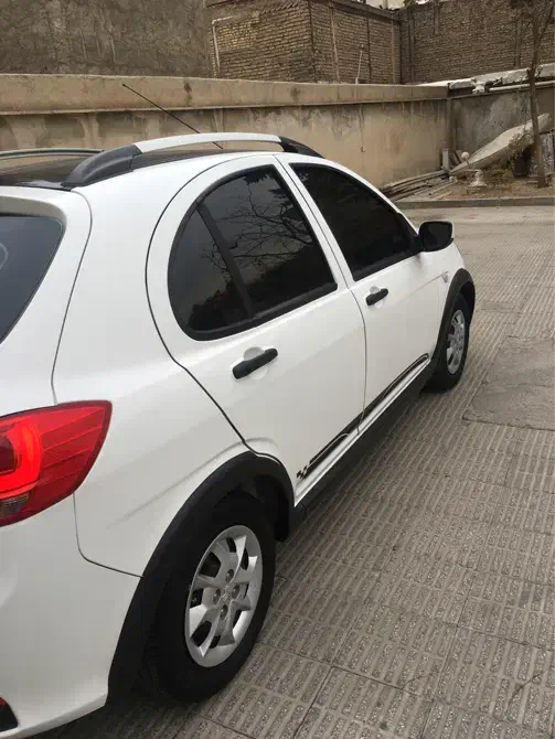 کویک r سفید مشکی پارس خودریی|خودرو سواری و وانت|تهران, تهرانپارس شرقی|دیوار