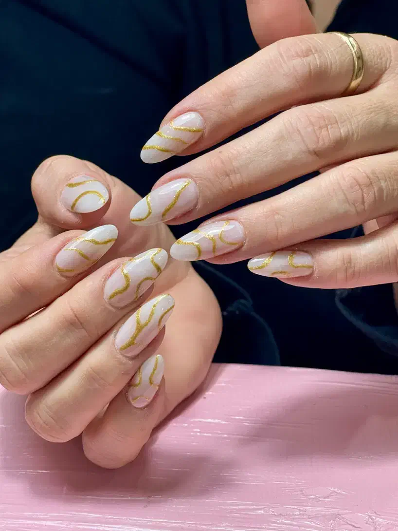 تخفیف ویژه لاین ناخن|خدمات آرایشگری و زیبایی|تهران, حکیمیه|دیوار