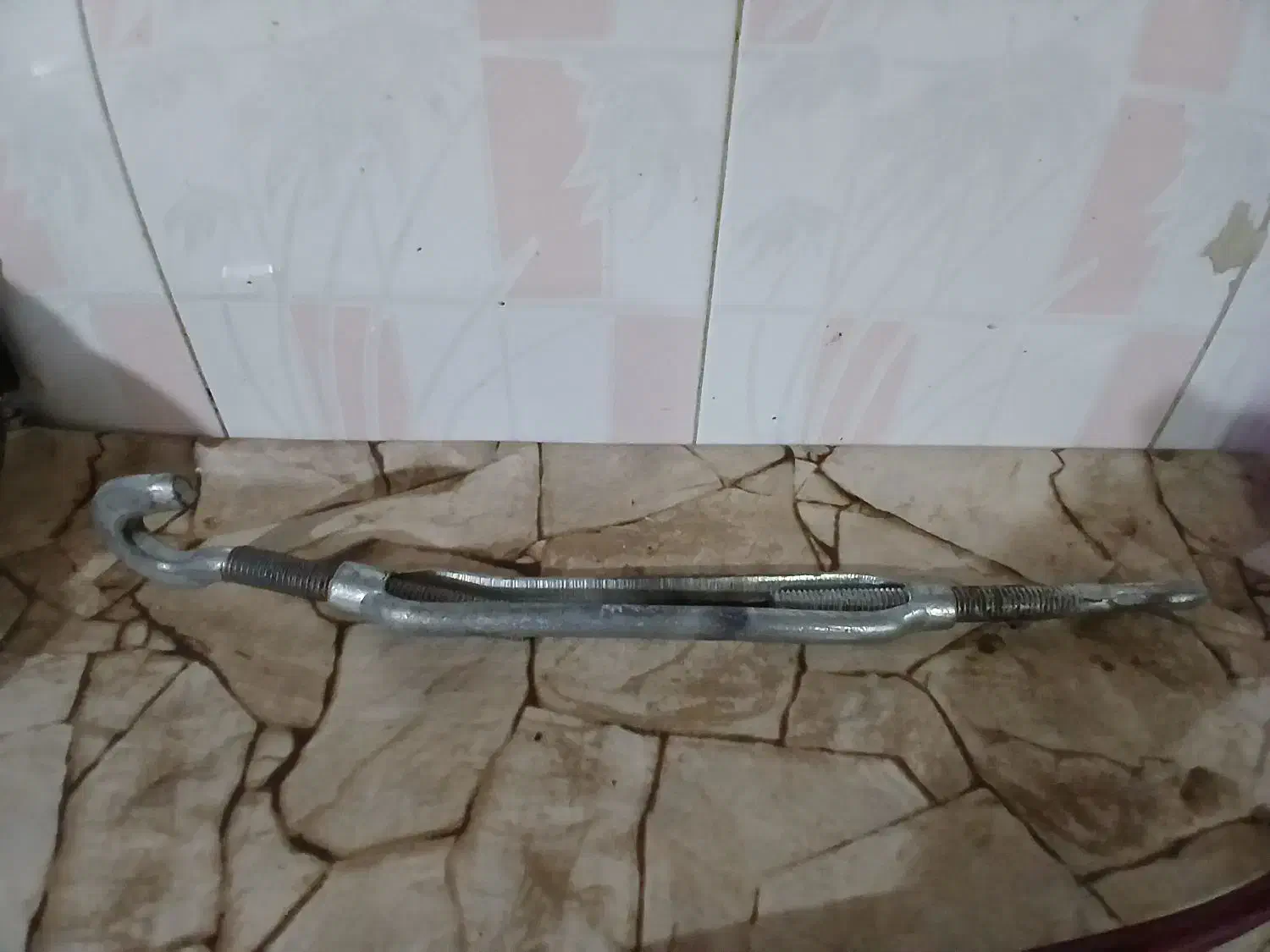 قلاب بارکش|ابزارآلات|قم, منبع آب|دیوار