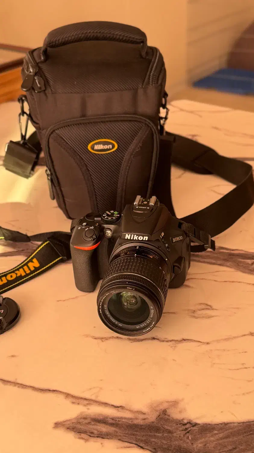 فروش دوربین d5600 nikon|دوربین عکاسی و فیلم‌برداری|تهران, خواجه نصیر طوسی|دیوار