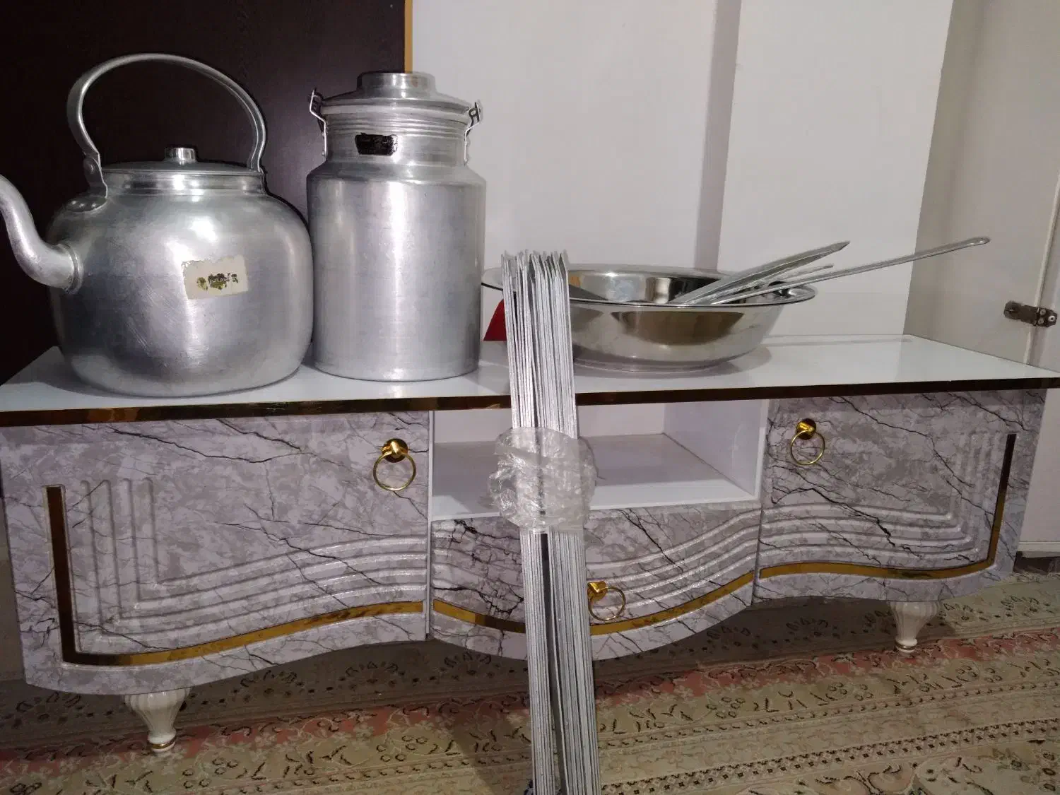 کتری و دوعدد لگن استیل و...|حراج|زاهدان, |دیوار