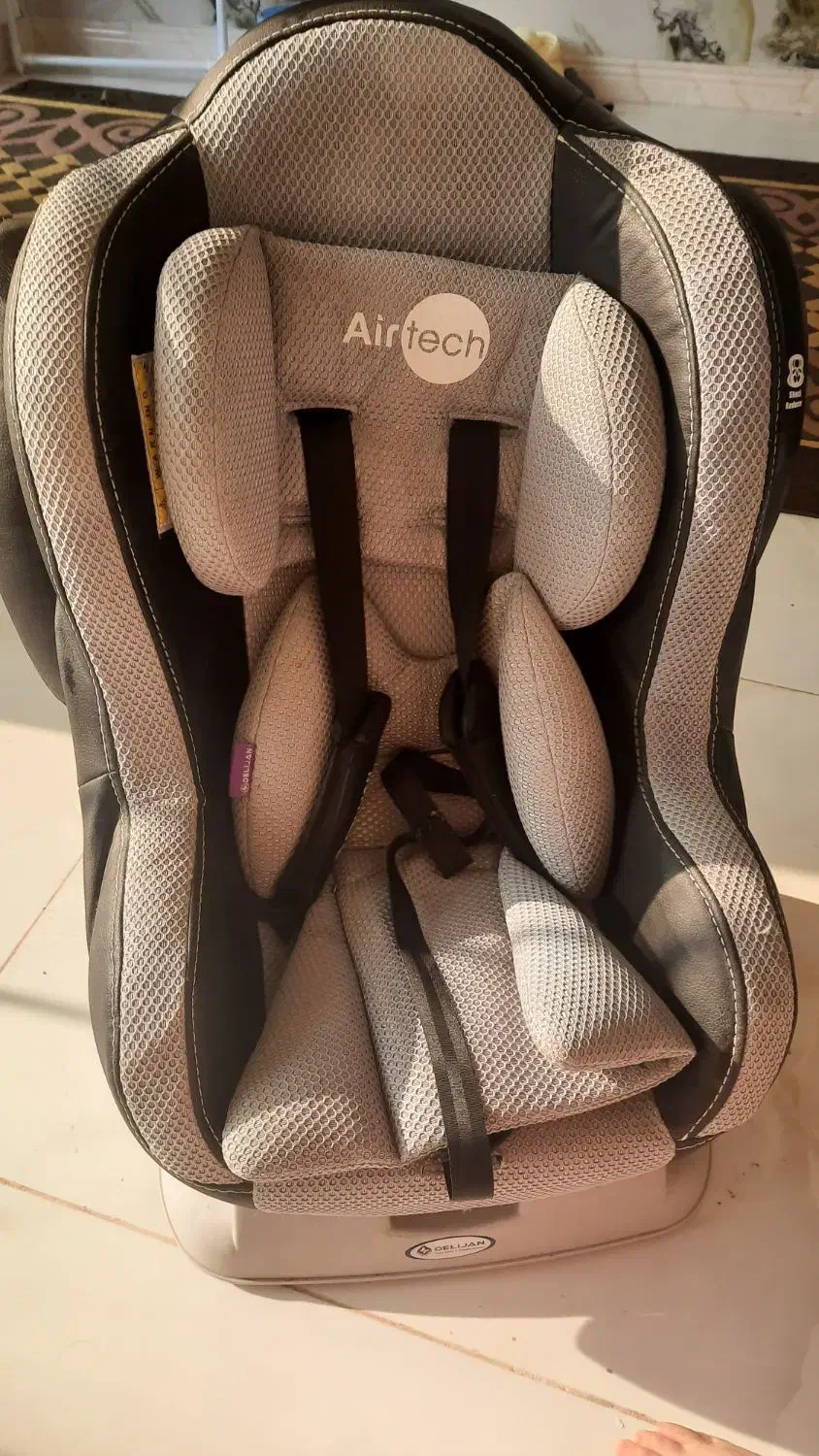 صندلی دلیجان  که دیگه شناخته شده|تخت و صندلی بچه|احمدسرگوراب, |دیوار