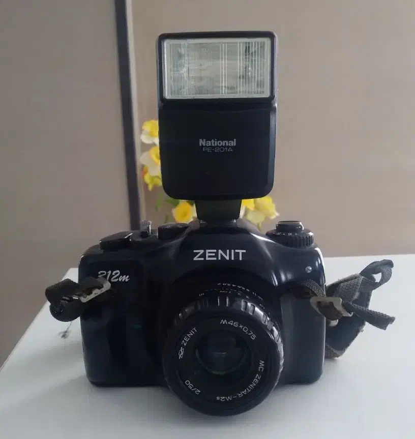 دوربین عکاسی زنیت روسی|دوربین عکاسی و فیلمبرداری|هشتگرد, فاز ۱ مهستان|دیوار