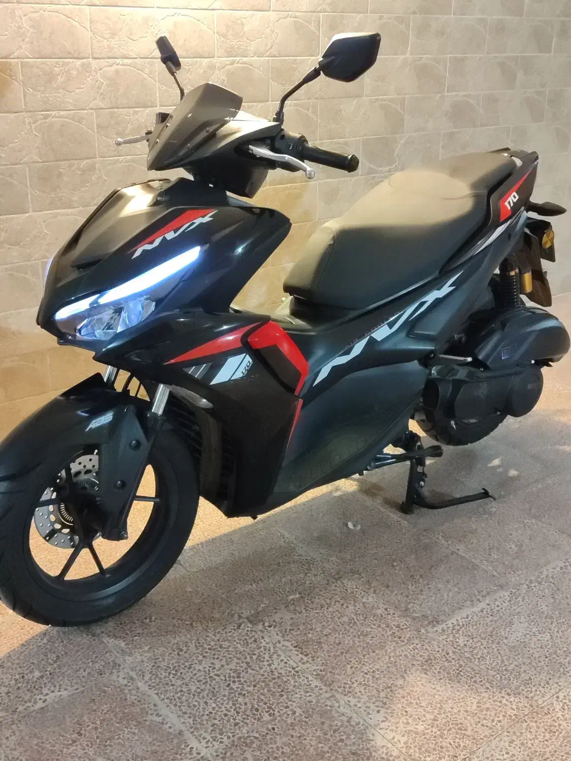 nvx 170|موتورسیکلت|تهران, سبلان (لشگر)|دیوار