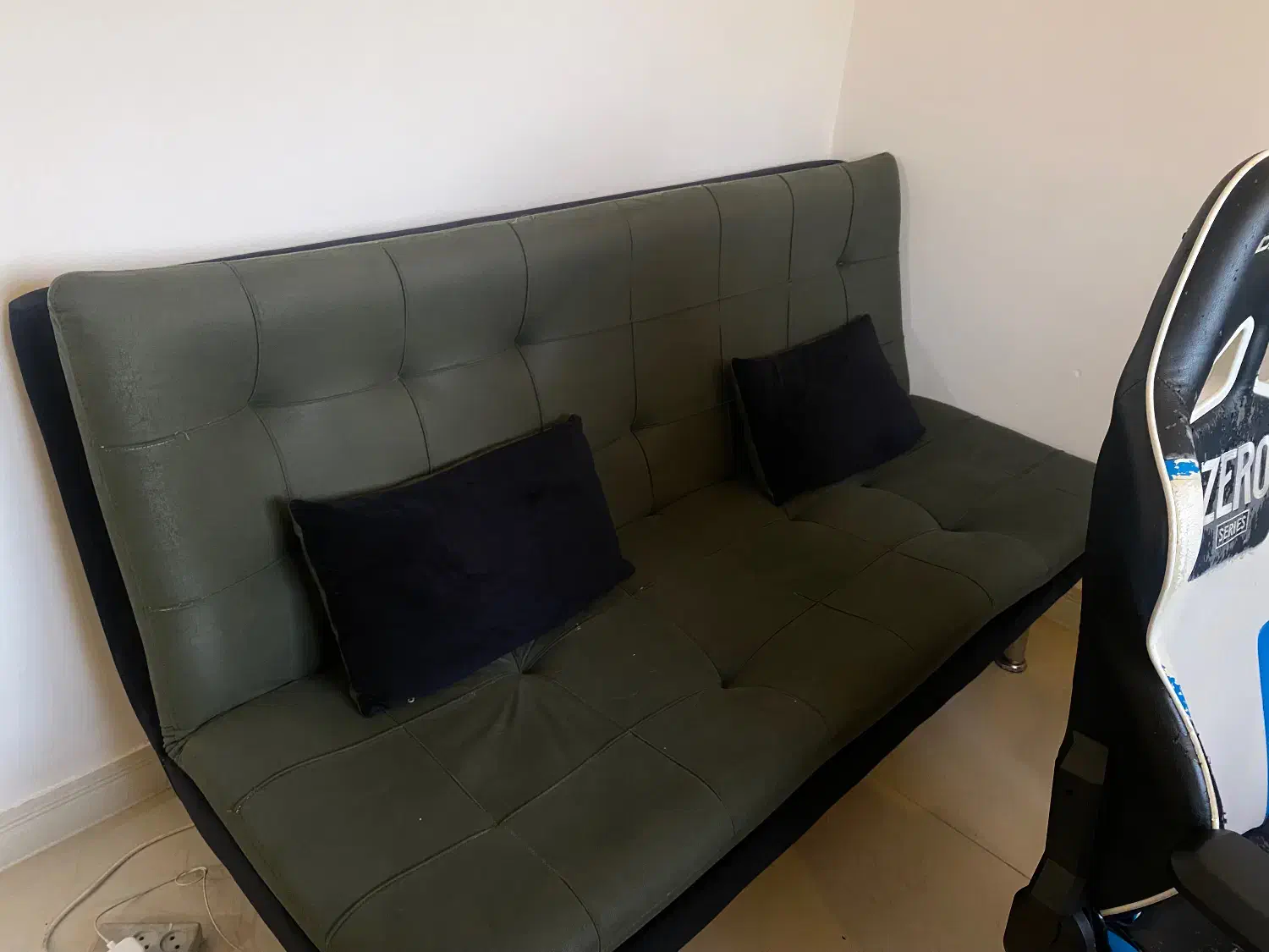 مبل تخت خواب شو  ۲ نفره|مبلمان خانگی و میز عسلی|ساری, |دیوار