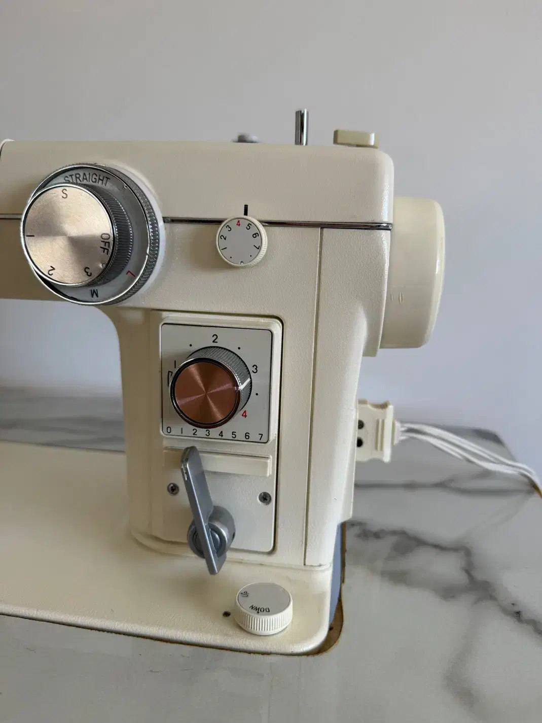 چرخ خیاطی ژانومه۸۰۲(Janome)|چرخ خیاطی و ریسندگی|تالش, تالش|دیوار