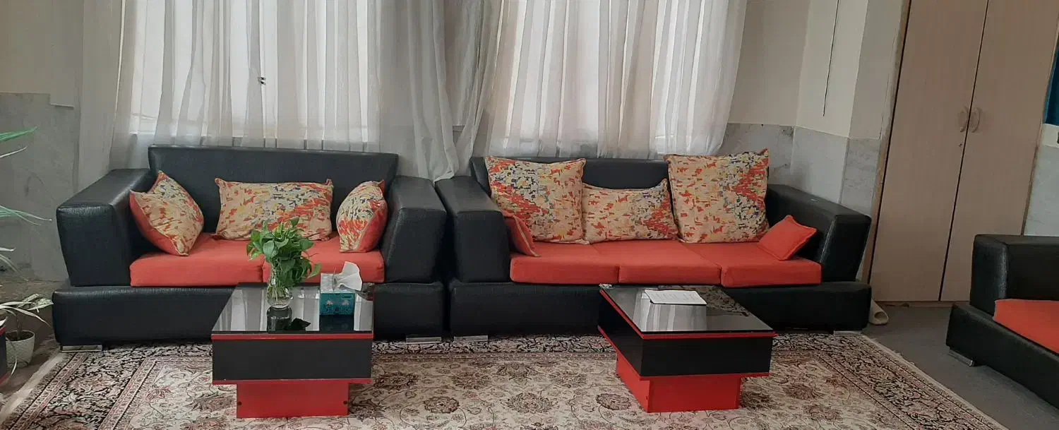 مبل راحتی چرم|مبلمان خانگی و میز عسلی|اسفراین, |دیوار