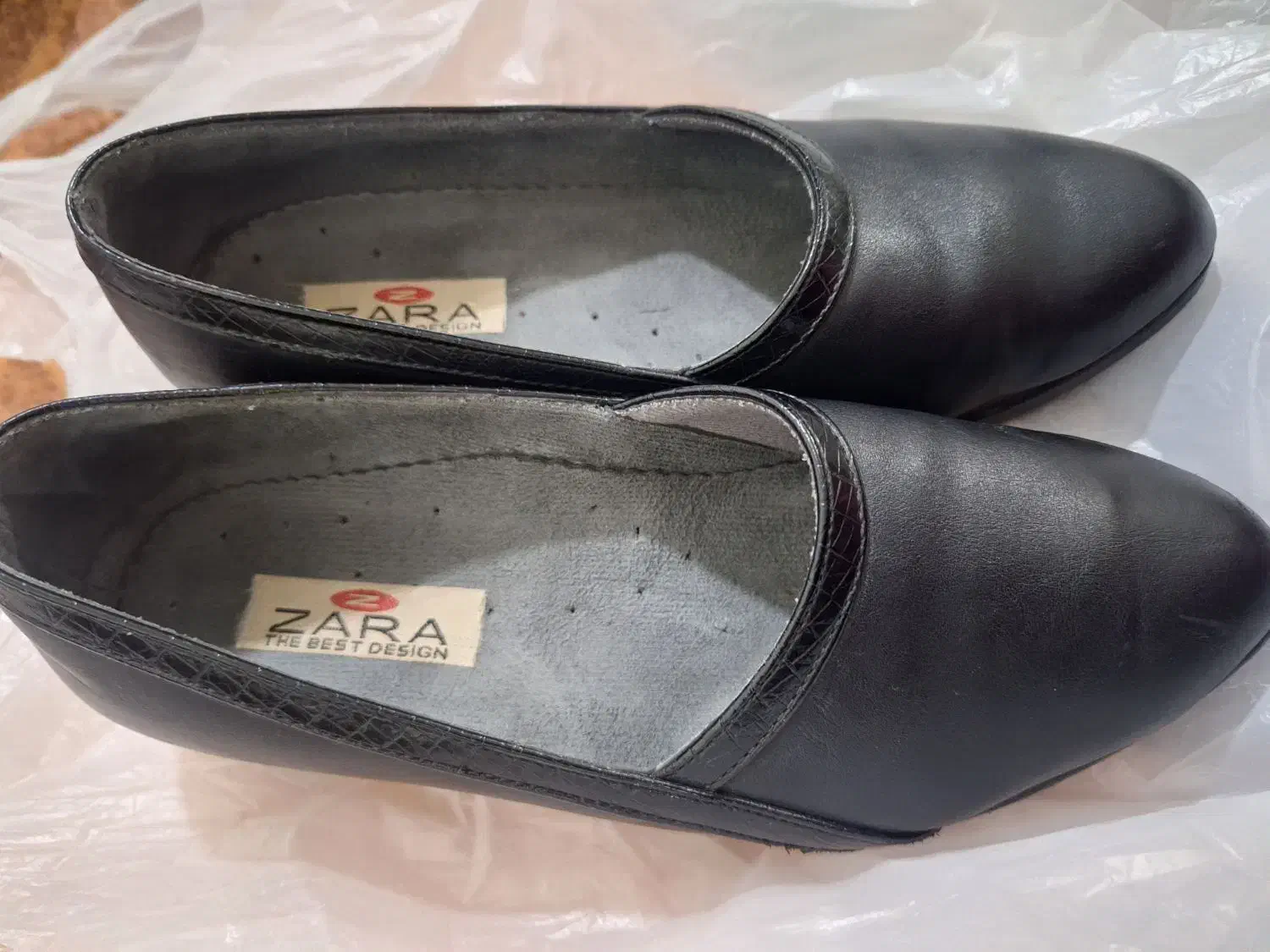 کفش چرم|کیف، کفش، کمربند|باوله, |دیوار