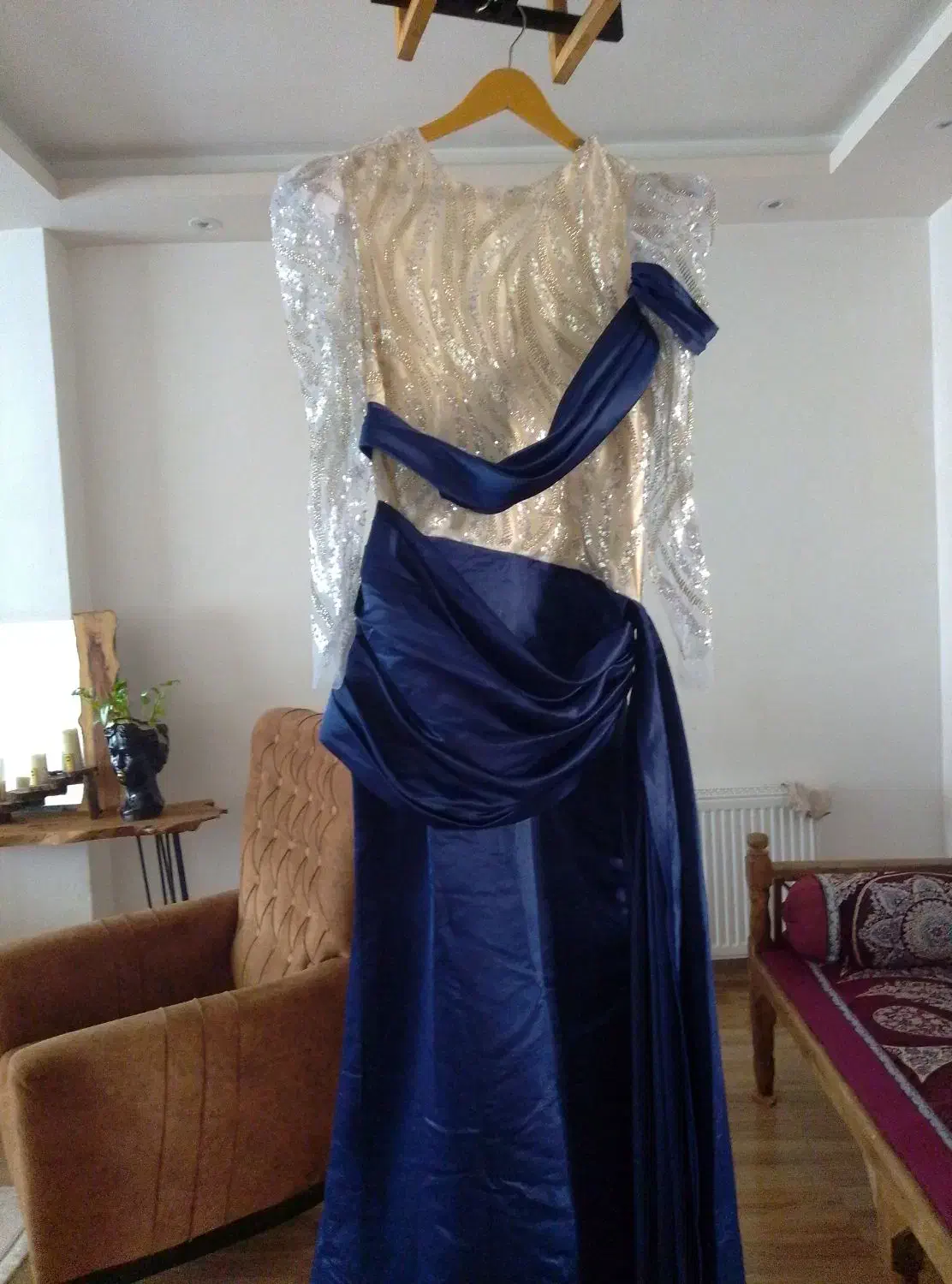 لباس مجلسی سنگ‌ دوری شده|لباس|رشت, لاکان شهر|دیوار