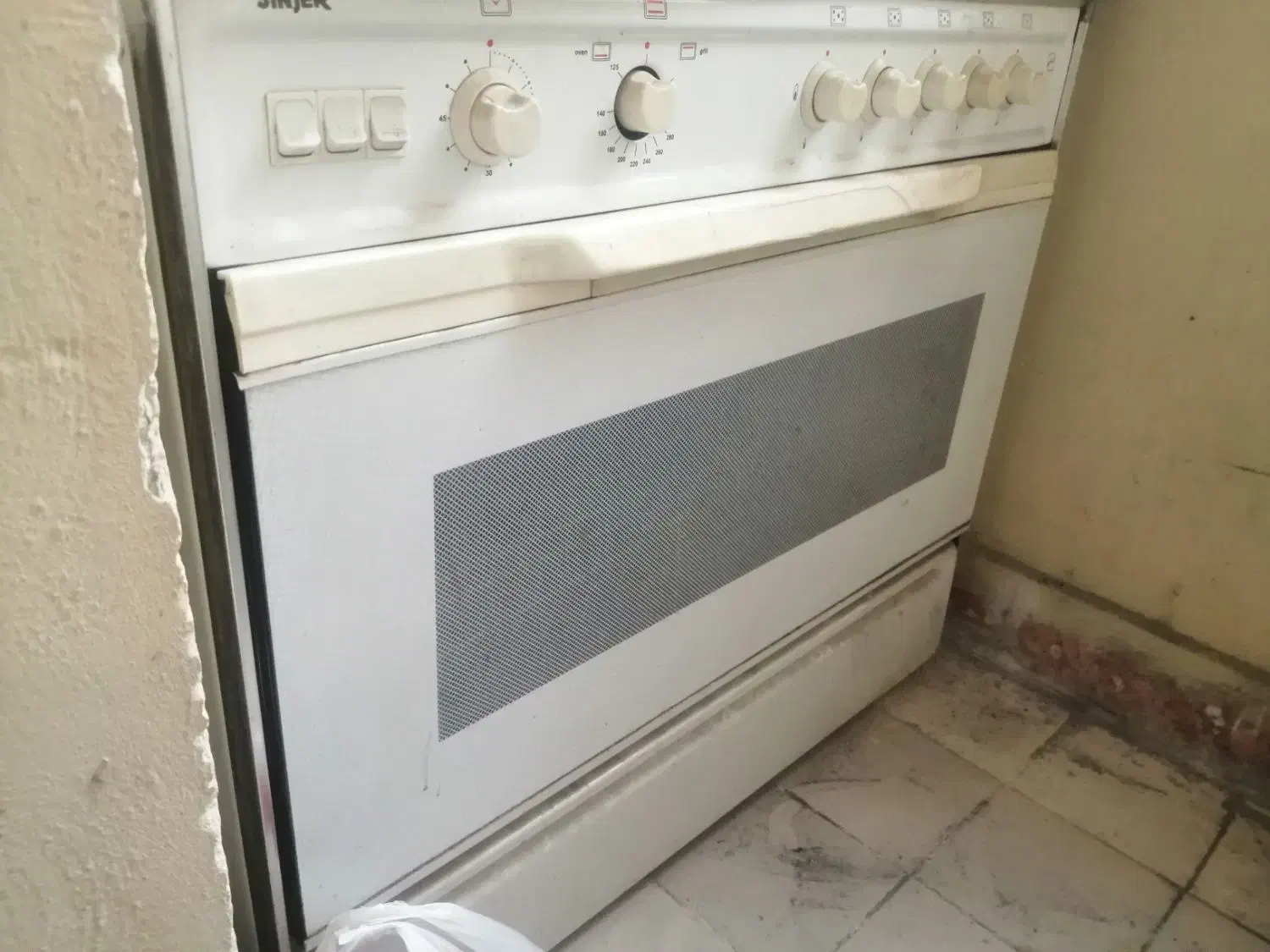 گاز 5 شعله سینجر فر دار آماده ب کار|اجاق گاز و لوازم برقی پختوپز|شاهینشهر, مسکن مهر|دیوار