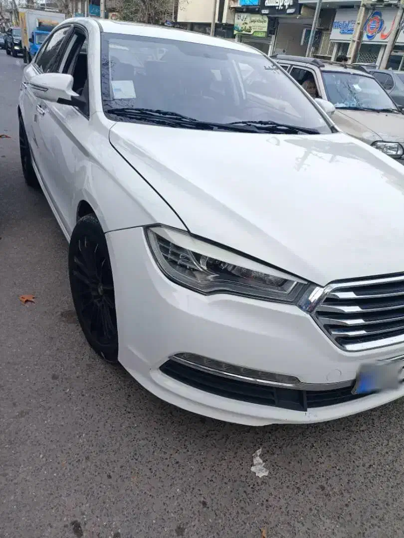 لیفان ۸۲۰|خودرو سواری و وانت|گرگان, |دیوار