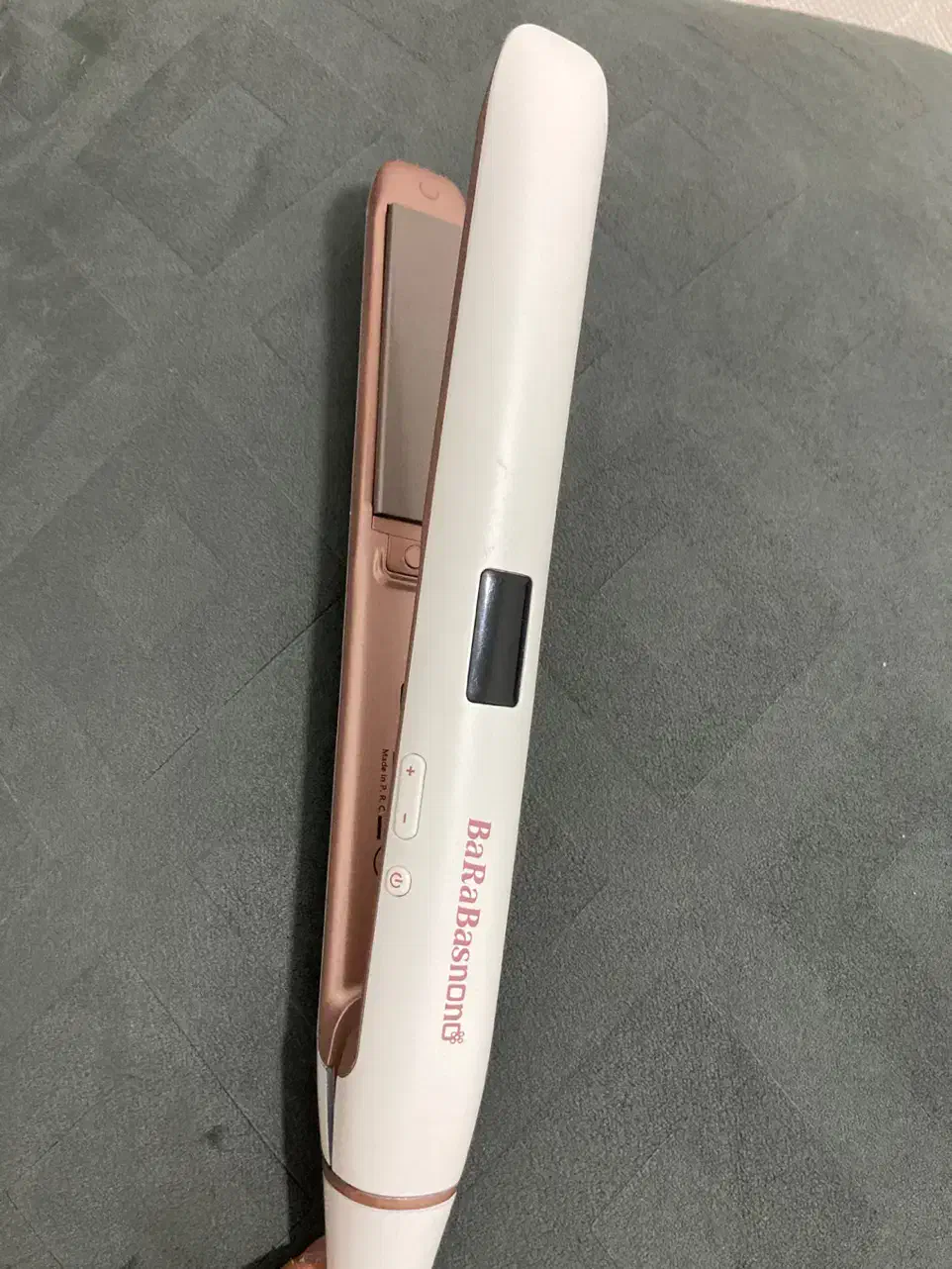 اتو مو|آرایشی، بهداشتی، درمانی|فولادشهر, B4|دیوار