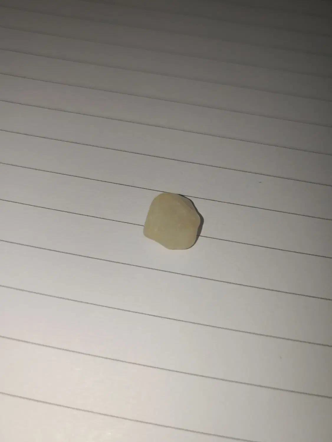 سنگ مشکوک به الماس|جواهرات|سنندج, |دیوار