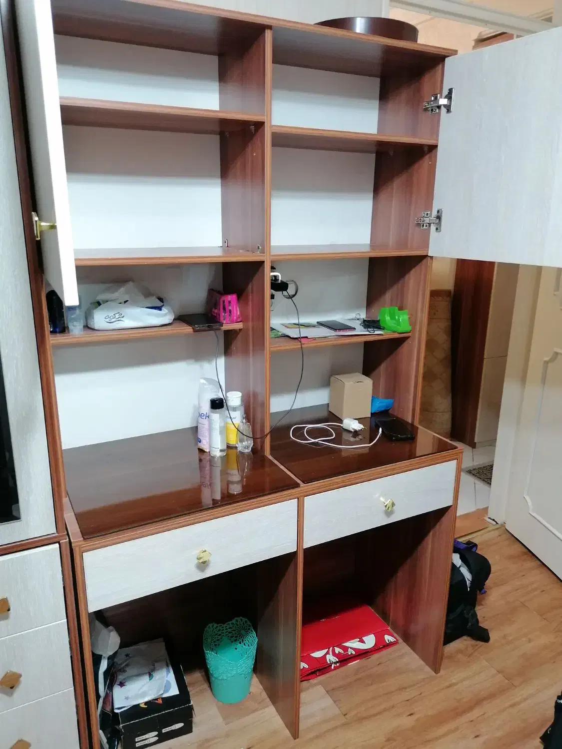 میز تحریر بزرگ و جادار|میز تحریر و کامپیوتر|تهران, صادقیه|دیوار