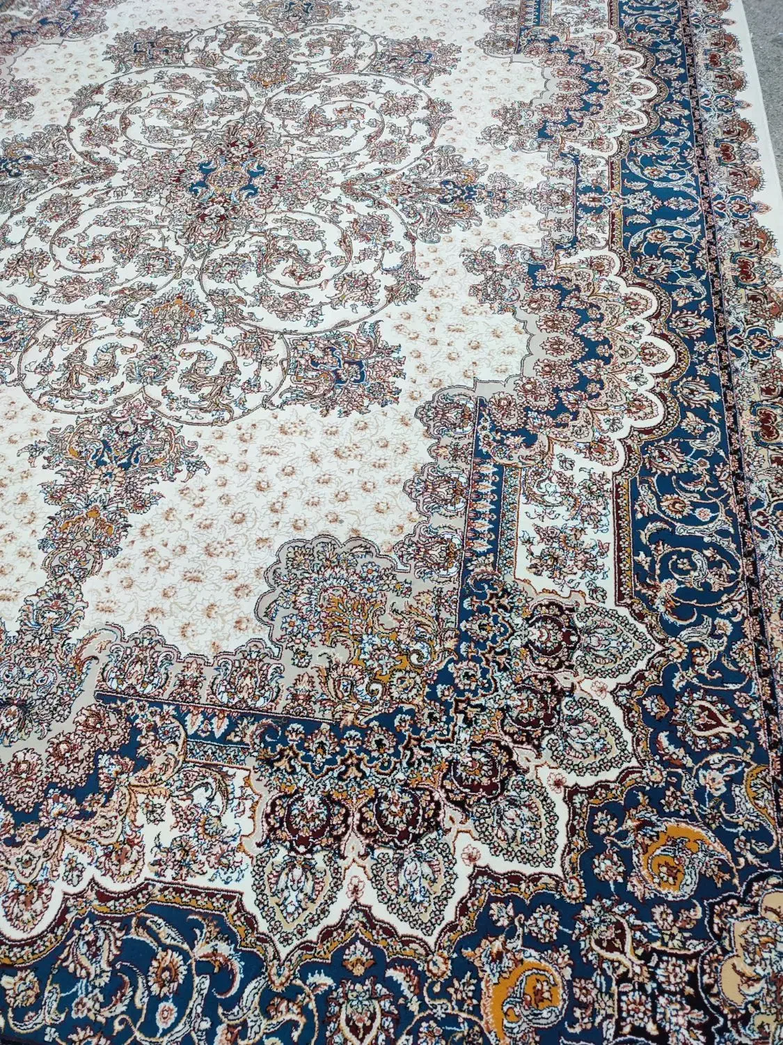 یک تخته ۶ متری سرمه ای نقشه جدید|فرش|قم, نیروگاه|دیوار