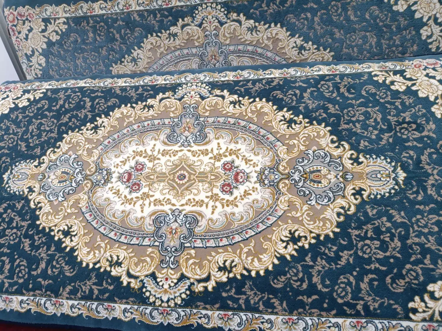 پشتی در حد نو|پشتی|قرچک, مهدیه|دیوار