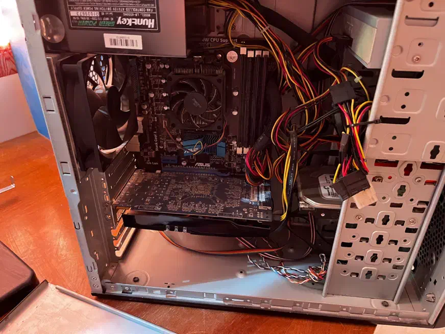 کیس کامپیوتر|رایانه رومیزی|گناباد, |دیوار