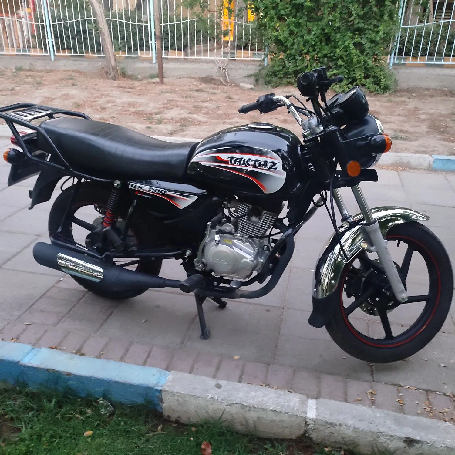 باکسر پیشرو 200|موتورسیکلت|مشهد, مقدم|دیوار