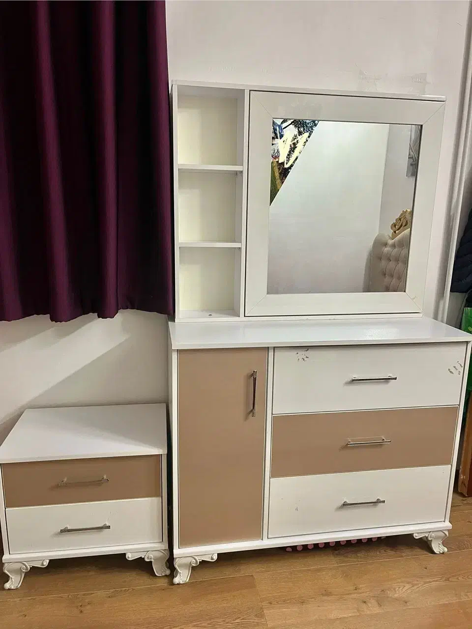 تخت خواب دو نفره به همراه تشک و پاتختی و دراور|تخت و سرویس خواب|گرگان, |دیوار