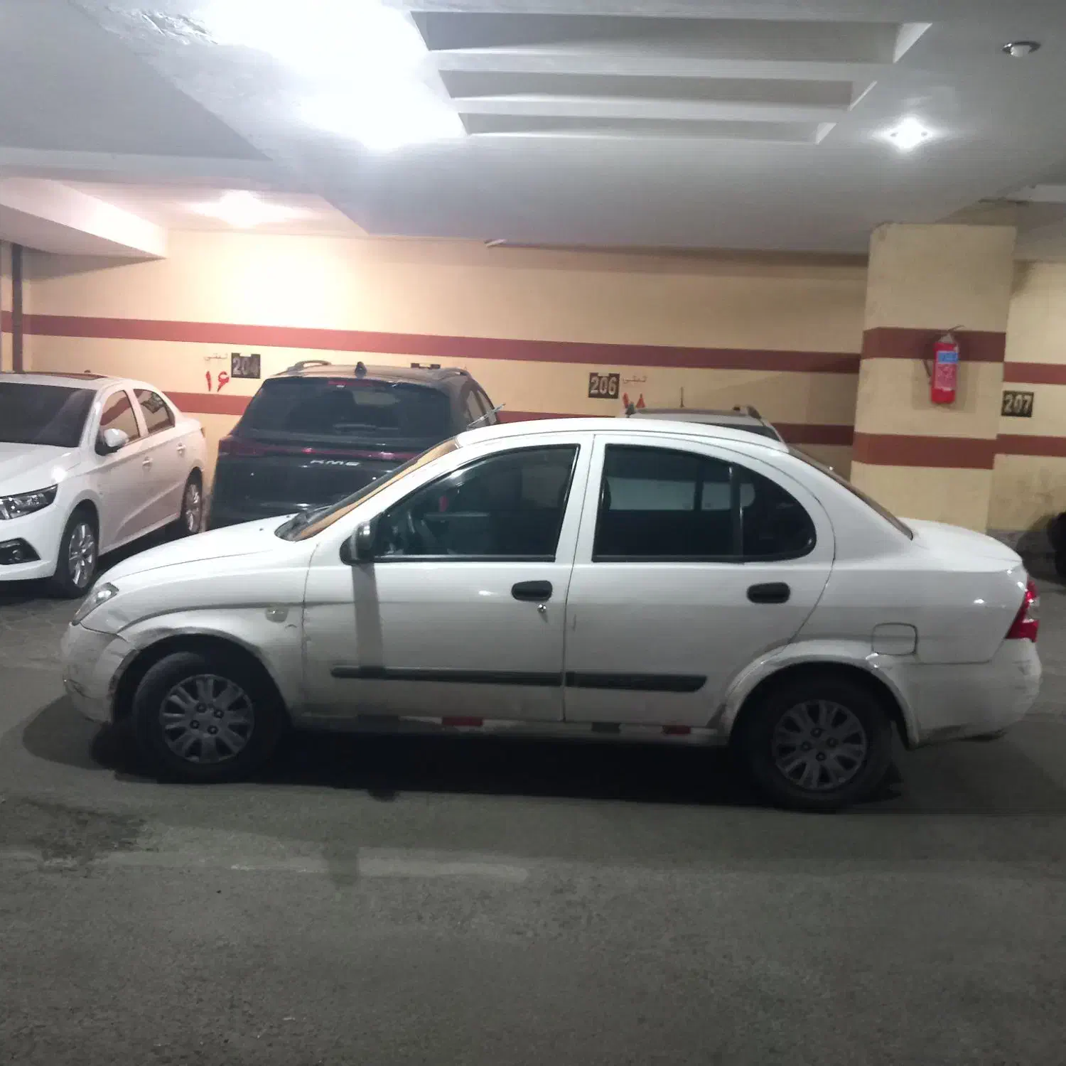 تیبا صندوقدار 93|خودرو سواری و وانت|فردوسیه, |دیوار