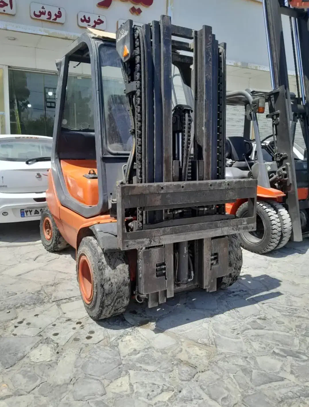 لیفتراک ۳تن|خودرو سنگین|چهاردانگه (تهران), |دیوار