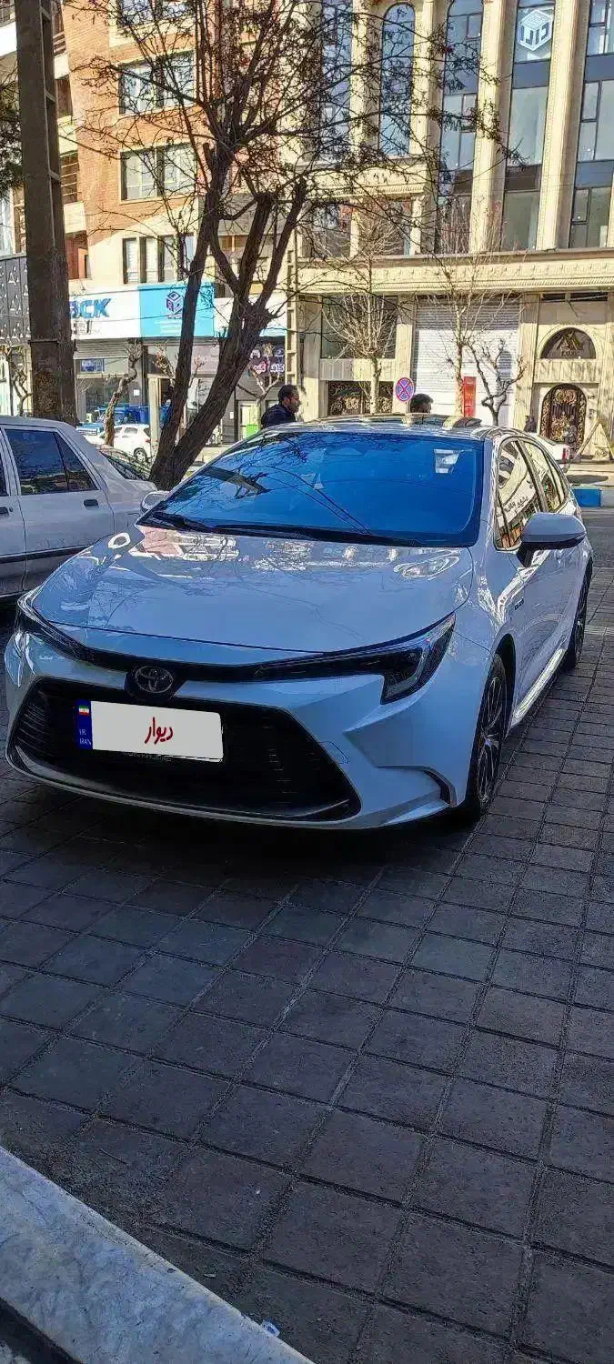 تویوتا۱۸۰۰ لوین ۲۰۲۳بدون رنگ کم کار|خودرو سواری و وانت|شهریار, شهرک وائین|دیوار