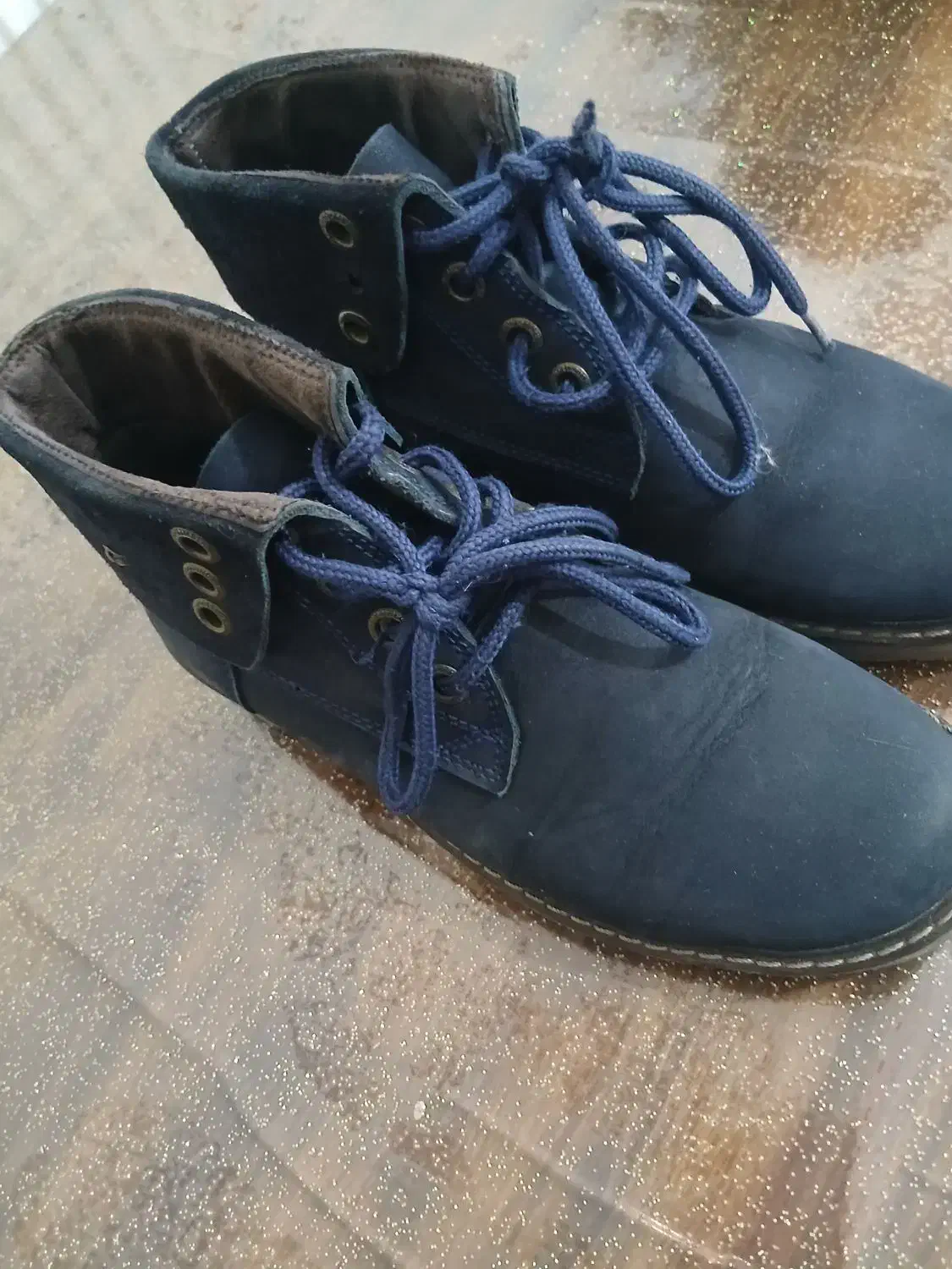 نیم بوت دخترانه/زنانه برند کاترپیلار اصل سایز۳۷/۳۸|کیف، کفش، کمربند|مشکیندشت, |دیوار