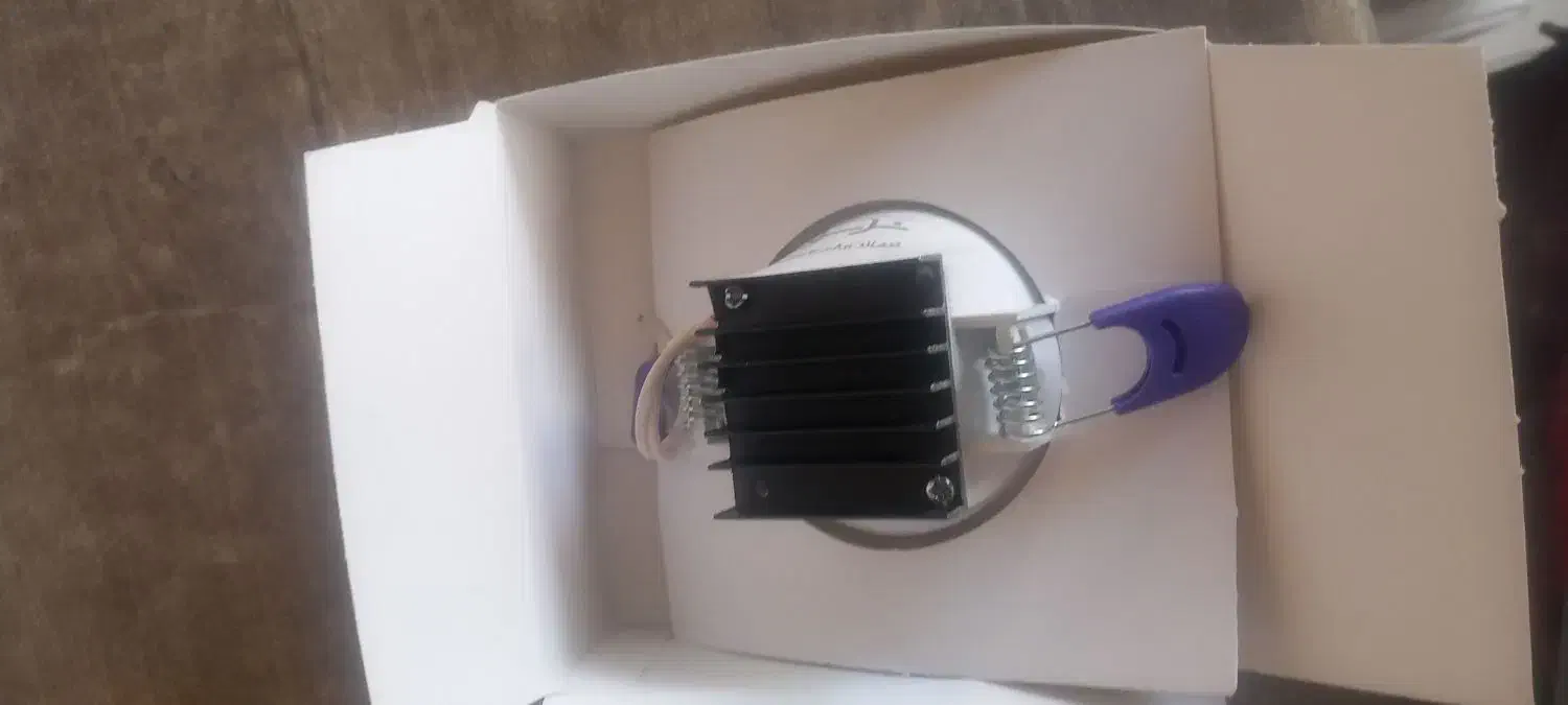 هالوژن سقفی بکلایت توکار 7و۹ وات با نور قوی|لامپ و چراغ|تهران, اقدسیه|دیوار