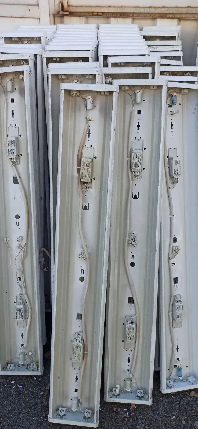 قاب مهتابی|لامپ و چراغ|اراک, |دیوار