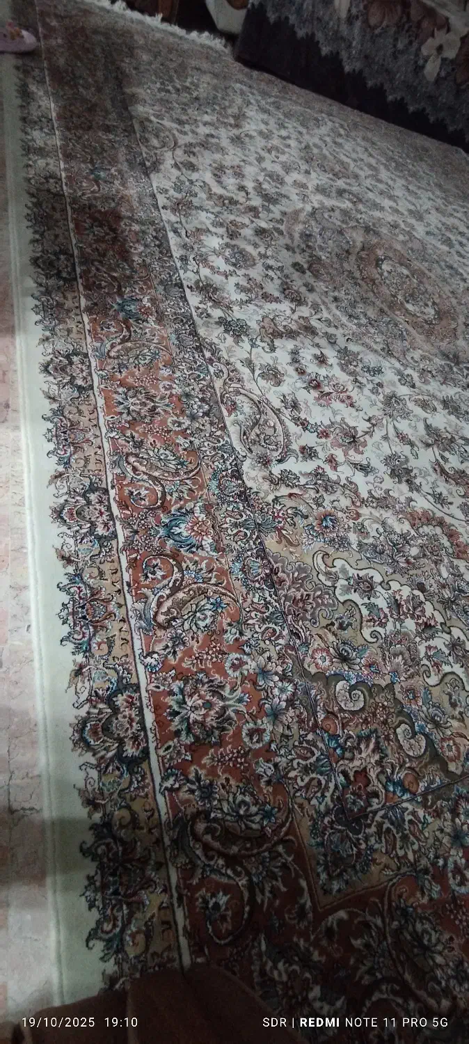 فروش فرش ماشینی  در حد نو  ۷۰۰ شانه|فرش|تهران, فردوس|دیوار