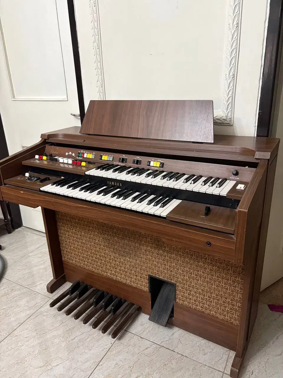 پیانو یاماها قدیمی|پیانو، کیبورد، آکاردئون|کرمانشاه, |دیوار