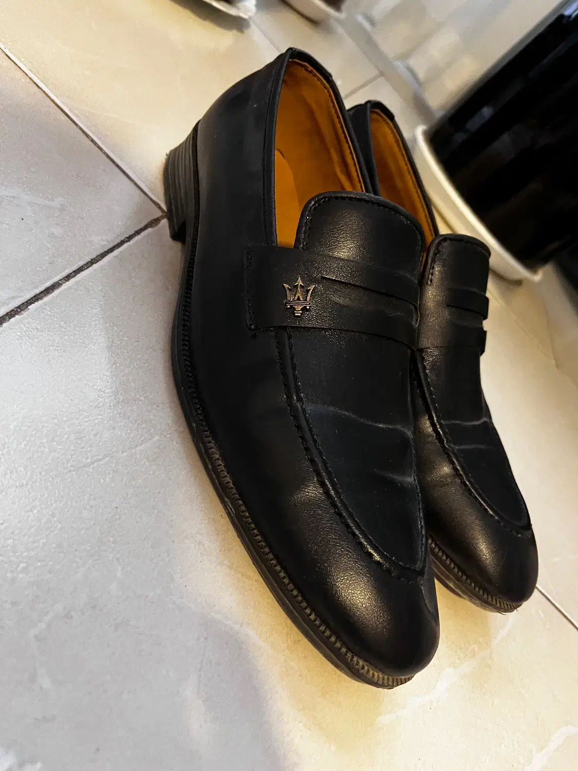 کفش مردونه|کیف، کفش، کمربند|پرند, فاز ۶|دیوار