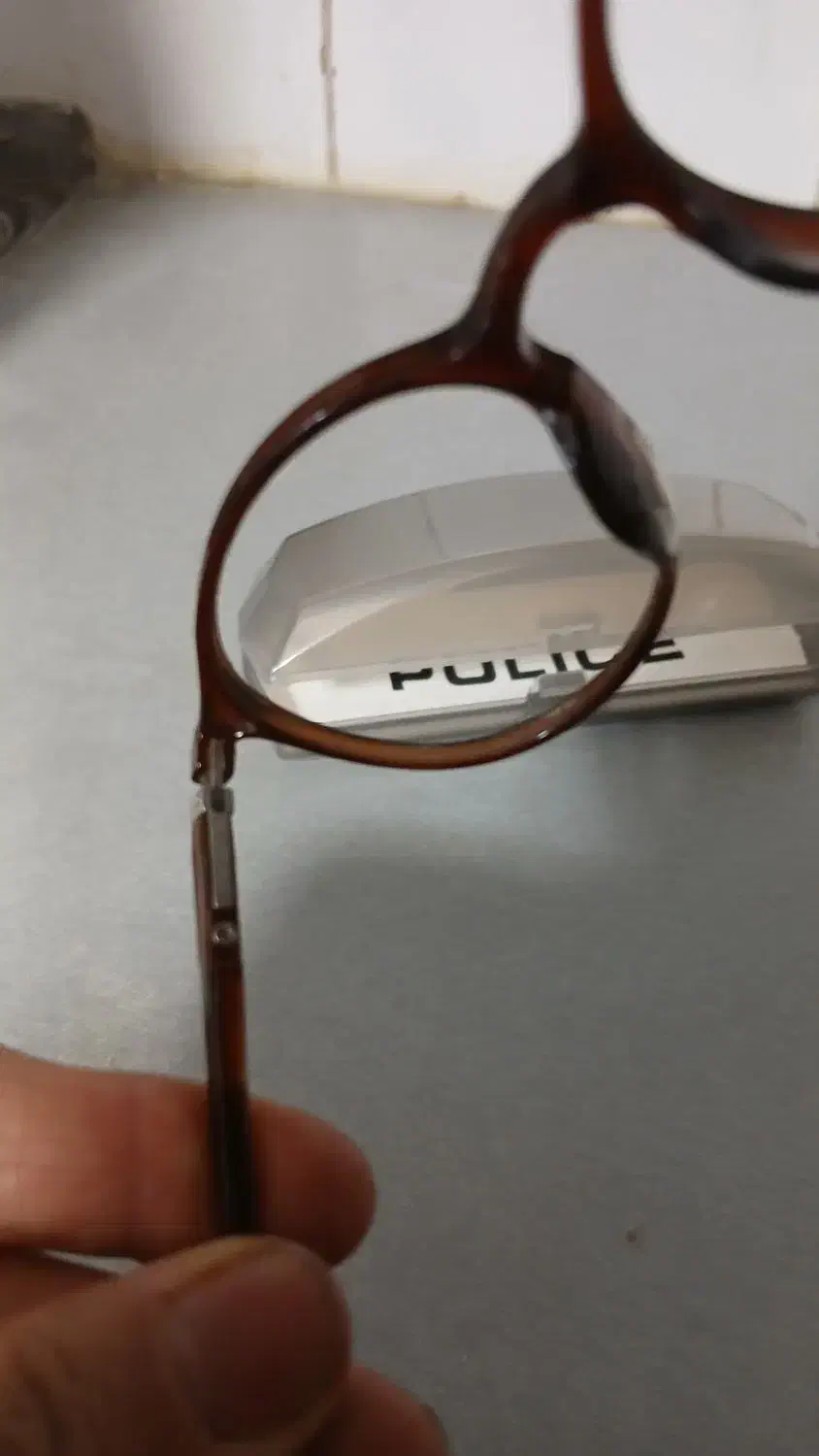 عینک سالم و بدون شکستگی|زیورآلات و اکسسوری|هشتگرد, شهرک بعثت|دیوار