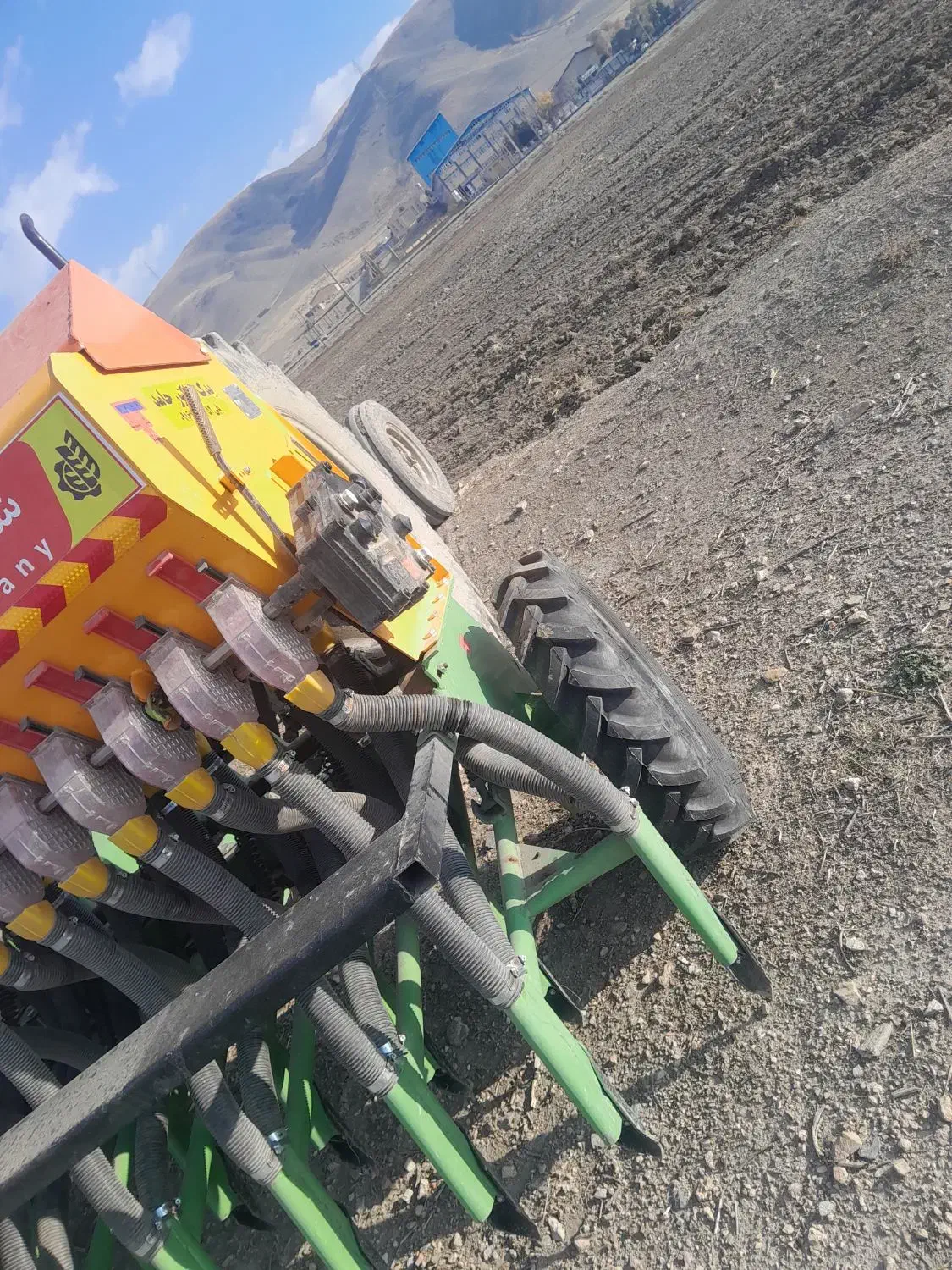 کار با ادوات کشاورزی|ماشین‌آلات صنعتی|سیلاخور, |دیوار