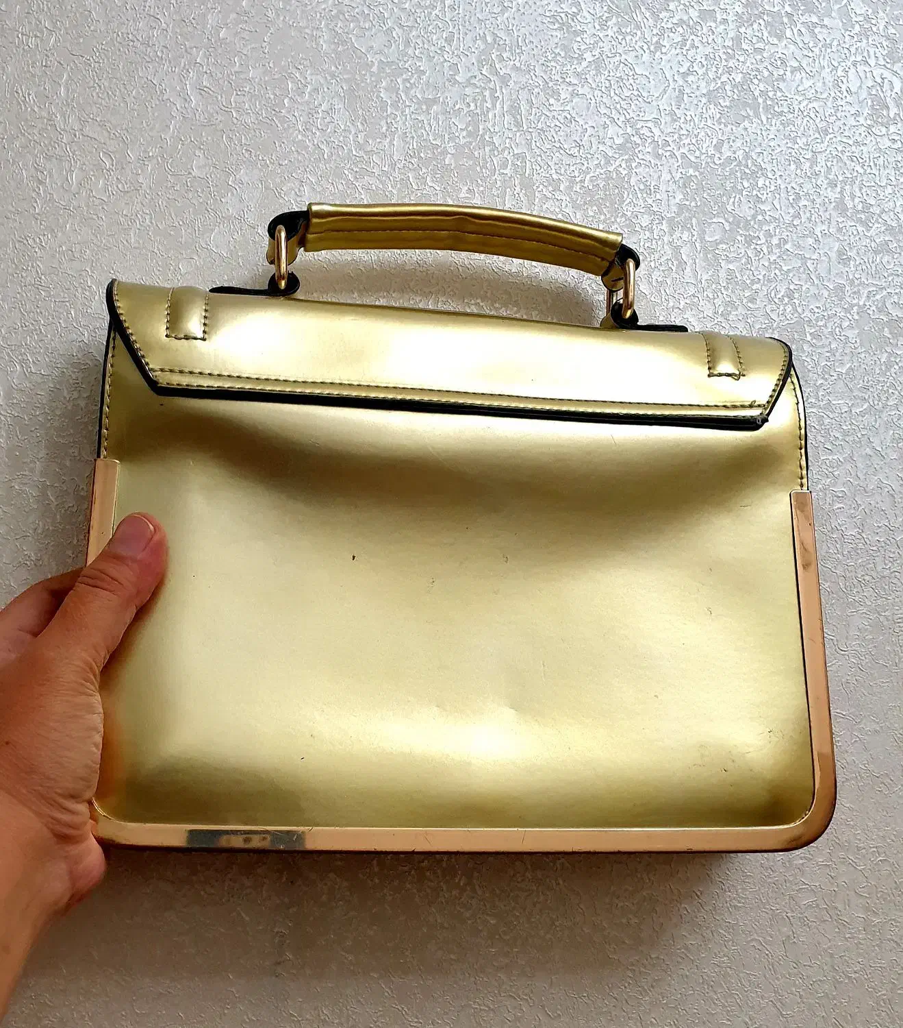 ۲ عدد کیف مجلسی|کیف، کفش، کمربند|تبریز, |دیوار