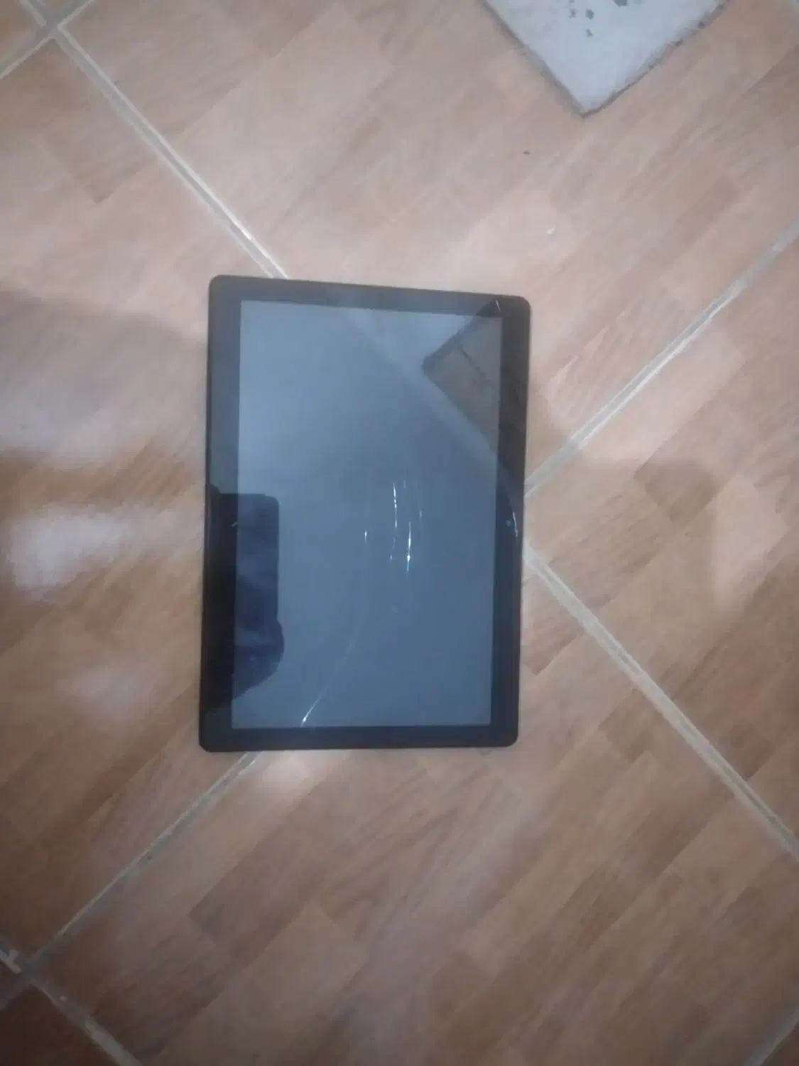 تبلت لنوو|تبلت|دماوند, گیلاوند|دیوار