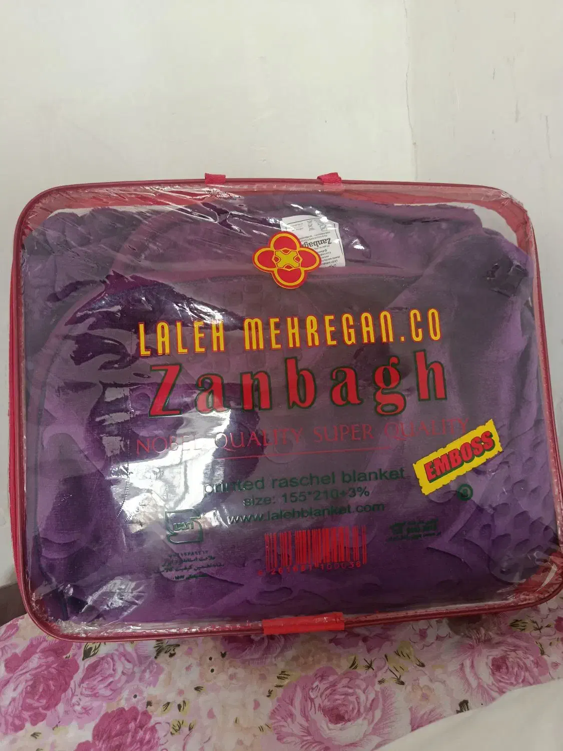 پتو گلبافت جنس خیلی عالی زخیم تک نفر بزرگ|رختخواب، بالش، پتو|سبزوار, ایزی شهر|دیوار