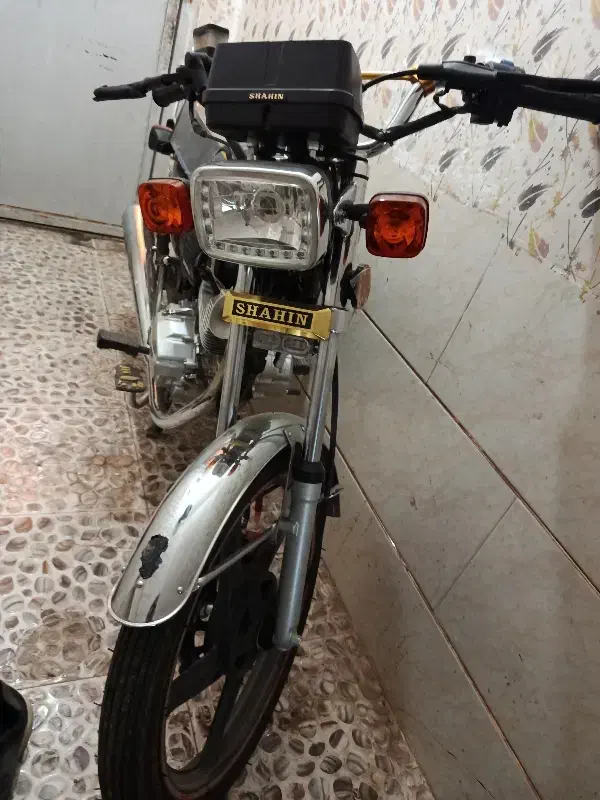 موتور درحد صفر1404|موتورسیکلت|بافق, |دیوار