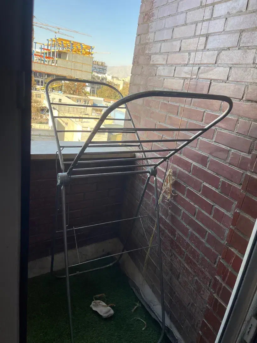 رخت اویز|بندرخت و رخت‌آویز|شهریار, شهریار|دیوار