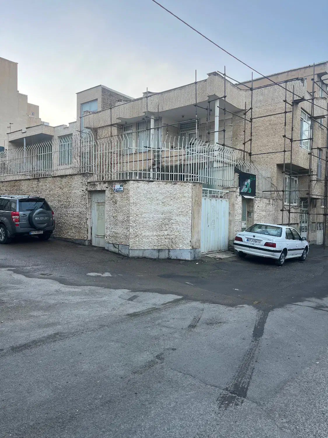 نماشویی،ترمیم نما ،پیچ ورولپلاک ،عایق نانو|خدمات پیشه و مهارت|همدان, |دیوار