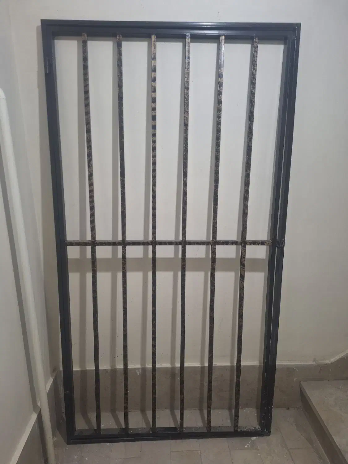 حفاظ درب ، اهنی سنگین|مصالح و تجهیزات ساختمان|چهارباغ, |دیوار