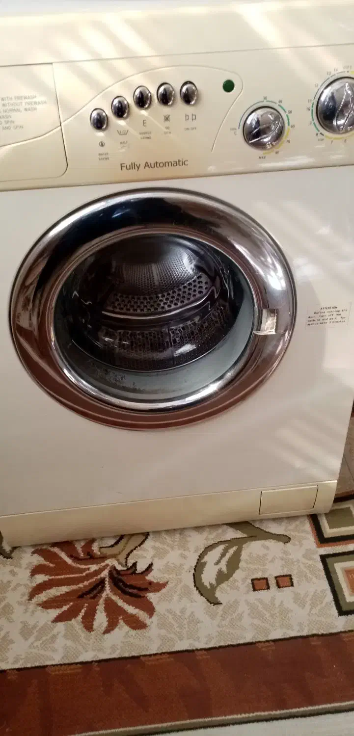 لباس‌شویی ۵ کیلویی رایکو|ماشین لباسشویی و خشک‌کن لباس|هشتگرد, هشتگرد قدیم|دیوار