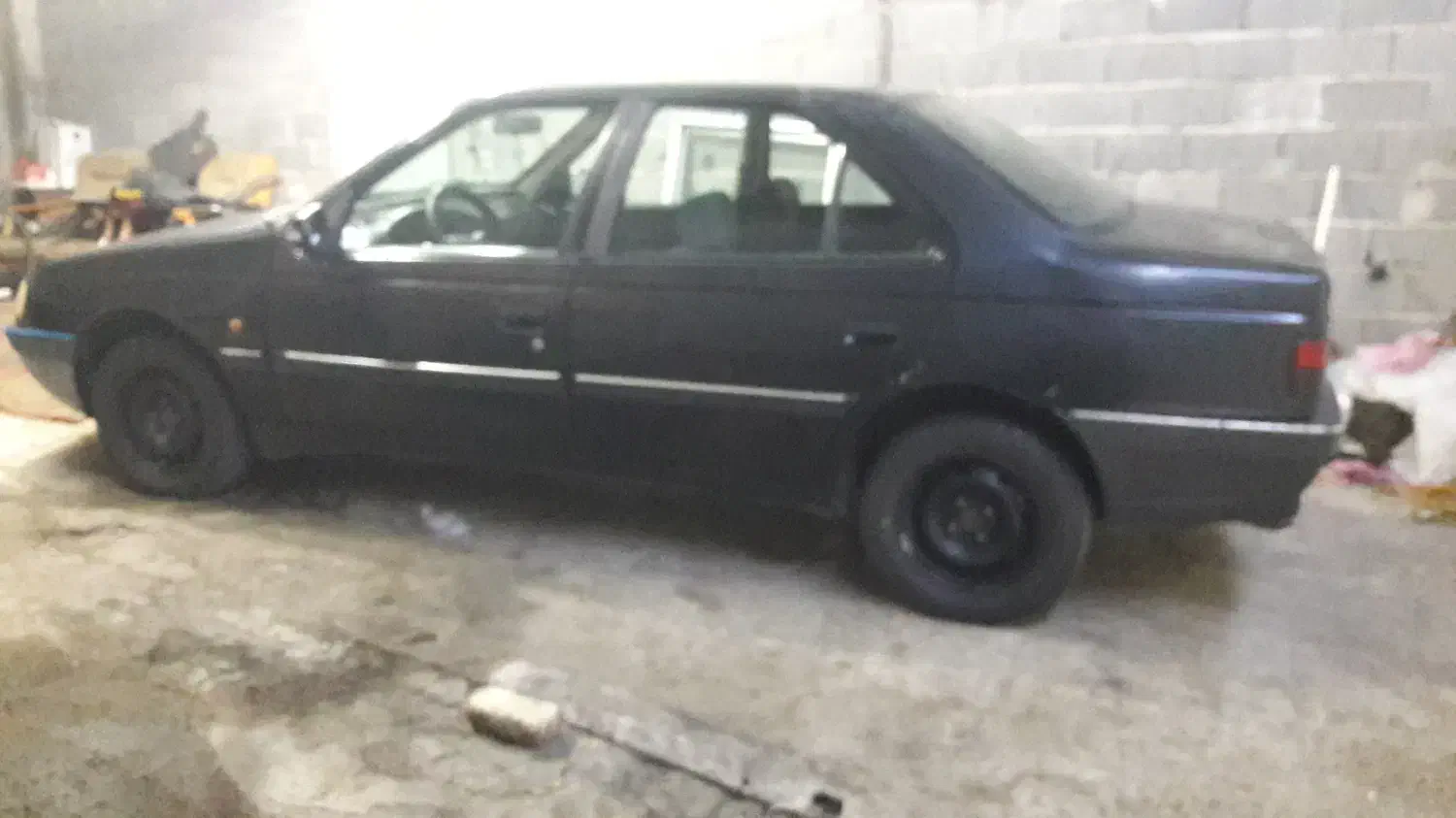 پژو۴۰۵مدل ۸۳|خودرو سواری و وانت|لاهیجان, لیل|دیوار