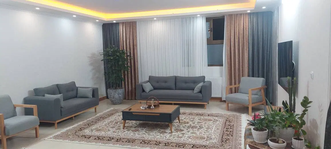 کاغذدیواری . با خیال راحت خونتو نو کن|خدمات پیشه و مهارت|قم, انسجام|دیوار